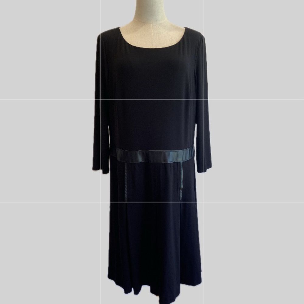 Ralph Lauren Dress NWOT black long sleeves pleated skirt dress 16